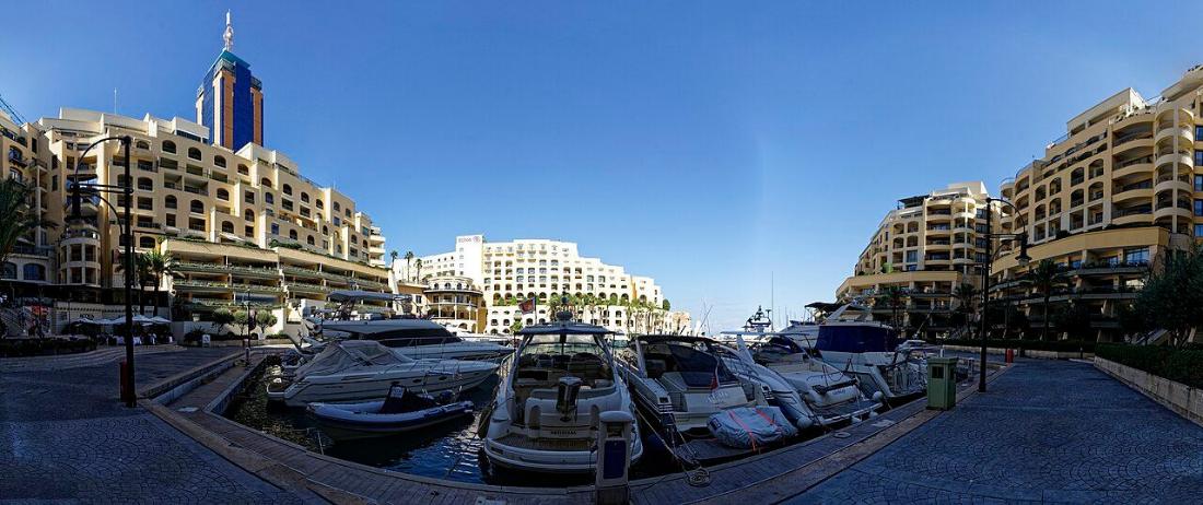 Portomaso Casino: Portomaso Marina